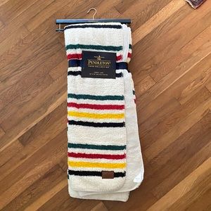 Pendleton glacier throw Sherpa fleece blanket new